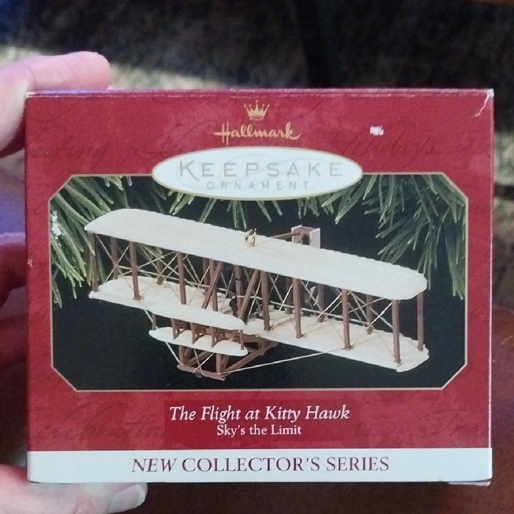 New In Box Hallmark Ornament Flight At Kitty Hawk 1997